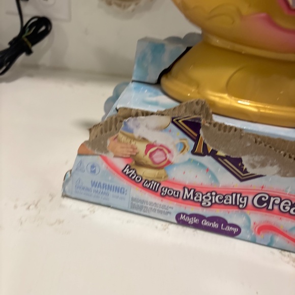 Magic Mixies Magic Genie Lamp Interactive 8" Pink Plush The Real Misting Lamp - Picture 11 of 11